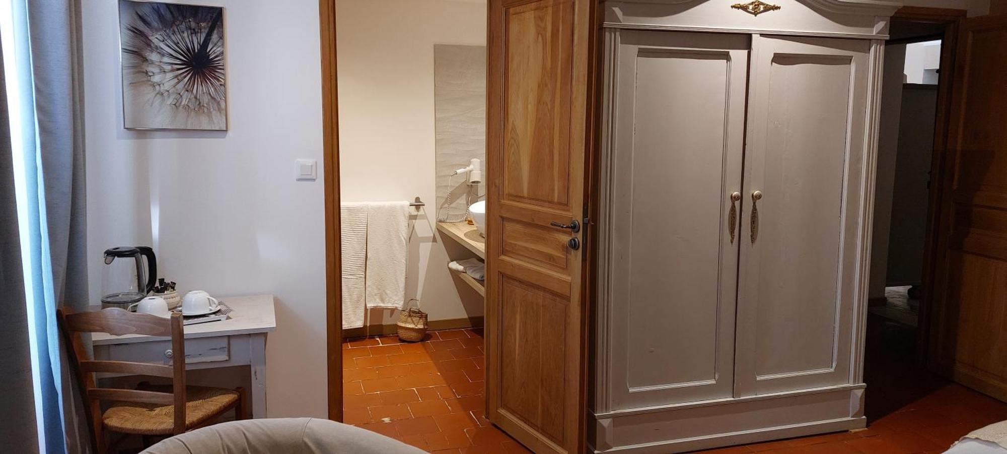 Bed and Breakfast Mas Elena Generargues Экстерьер фото